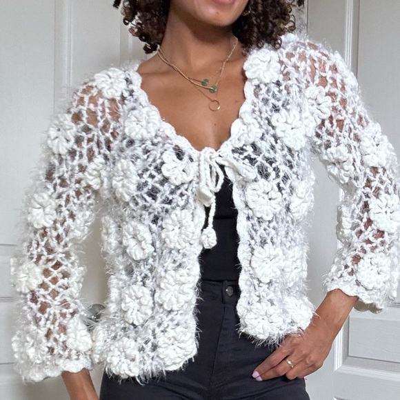 MonoReno Vintage Floral Knif Cardigan - Picture 10 of 11